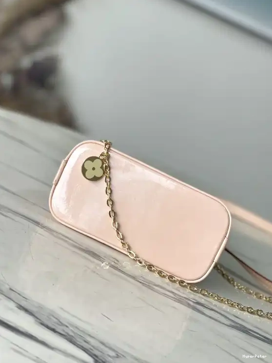 Nano Alma-18*12*8cm LOUIS VUITTON 0610
